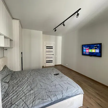 Квартира В Парку Біля Озера, 10 Хв До Центра, 1Км Тернополь Экстерьер фото